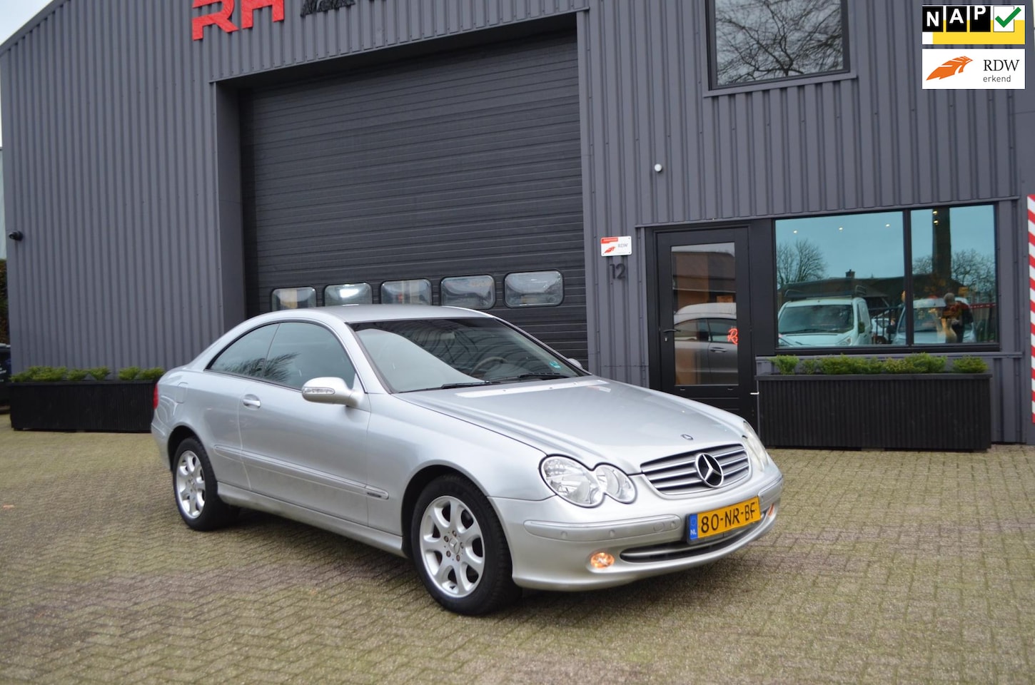 Mercedes-Benz CLK-klasse Coupé - 200 K. Elegance/LEER/AUTMAAT - AutoWereld.nl