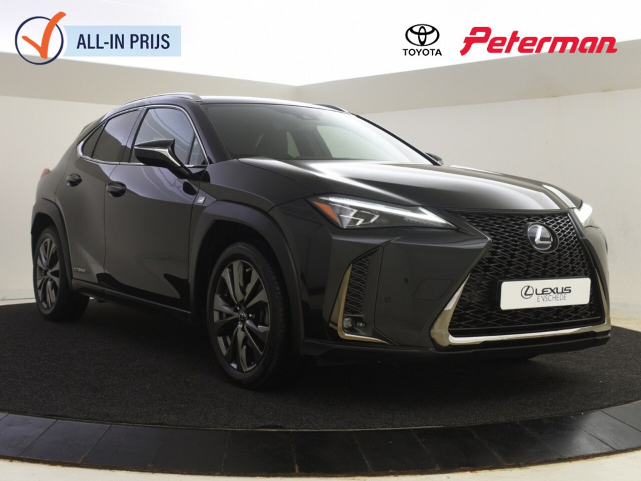 Lexus UX - 250h F Sport Line | PDC V+A | Stuur en Stoelverwarming - AutoWereld.nl