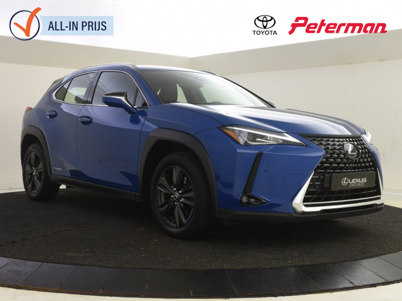 Lexus UX - UX 250h Luxury Line | PDC V+A | Stoelverwarming - AutoWereld.nl