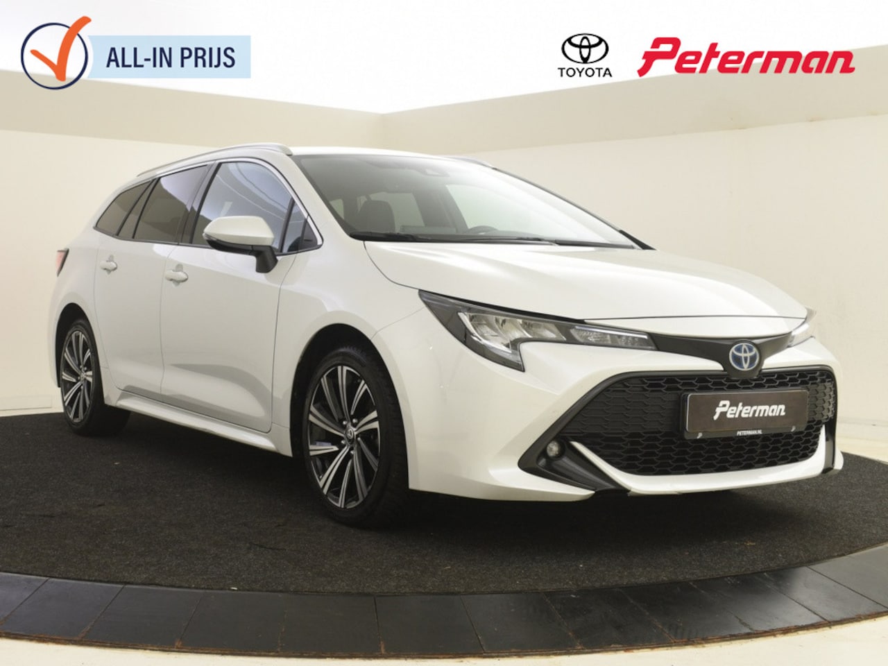 Toyota Corolla Touring Sports - 1.8 Hybrid Dynamic | Stoelverwarming - AutoWereld.nl