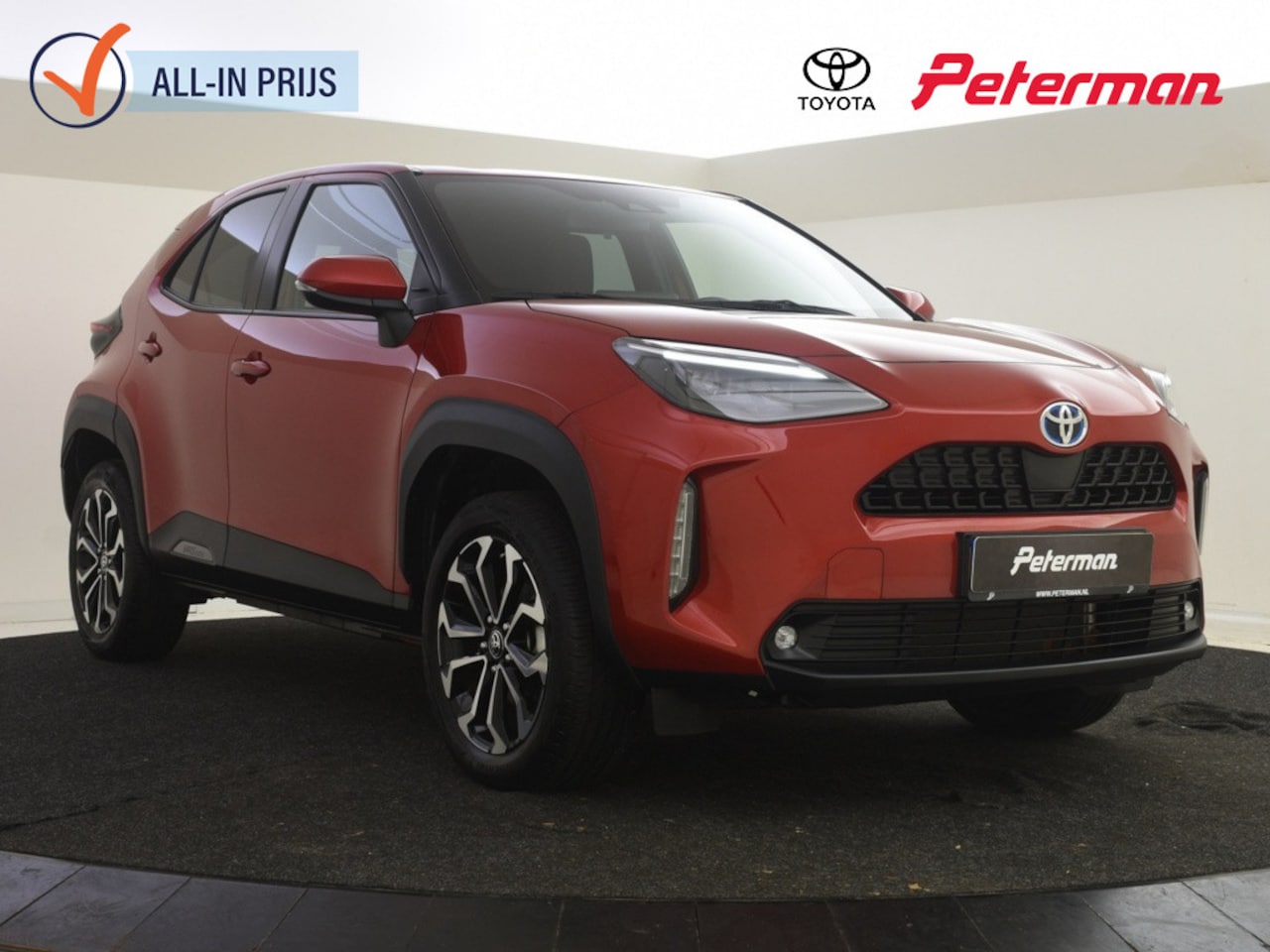 Toyota Yaris Cross - 1.5 Hybrid First Edition | Navigatie | LM Velgen - AutoWereld.nl