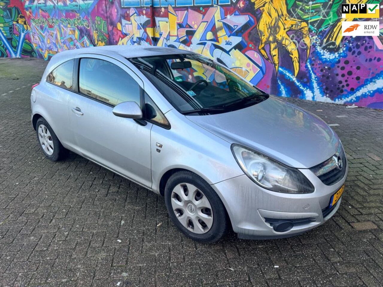 Opel Corsa - 1.3 CDTi EcoFlex S/S '111' Edition. Speciale uitvoering met airco geheel onderhouden tot a - AutoWereld.nl