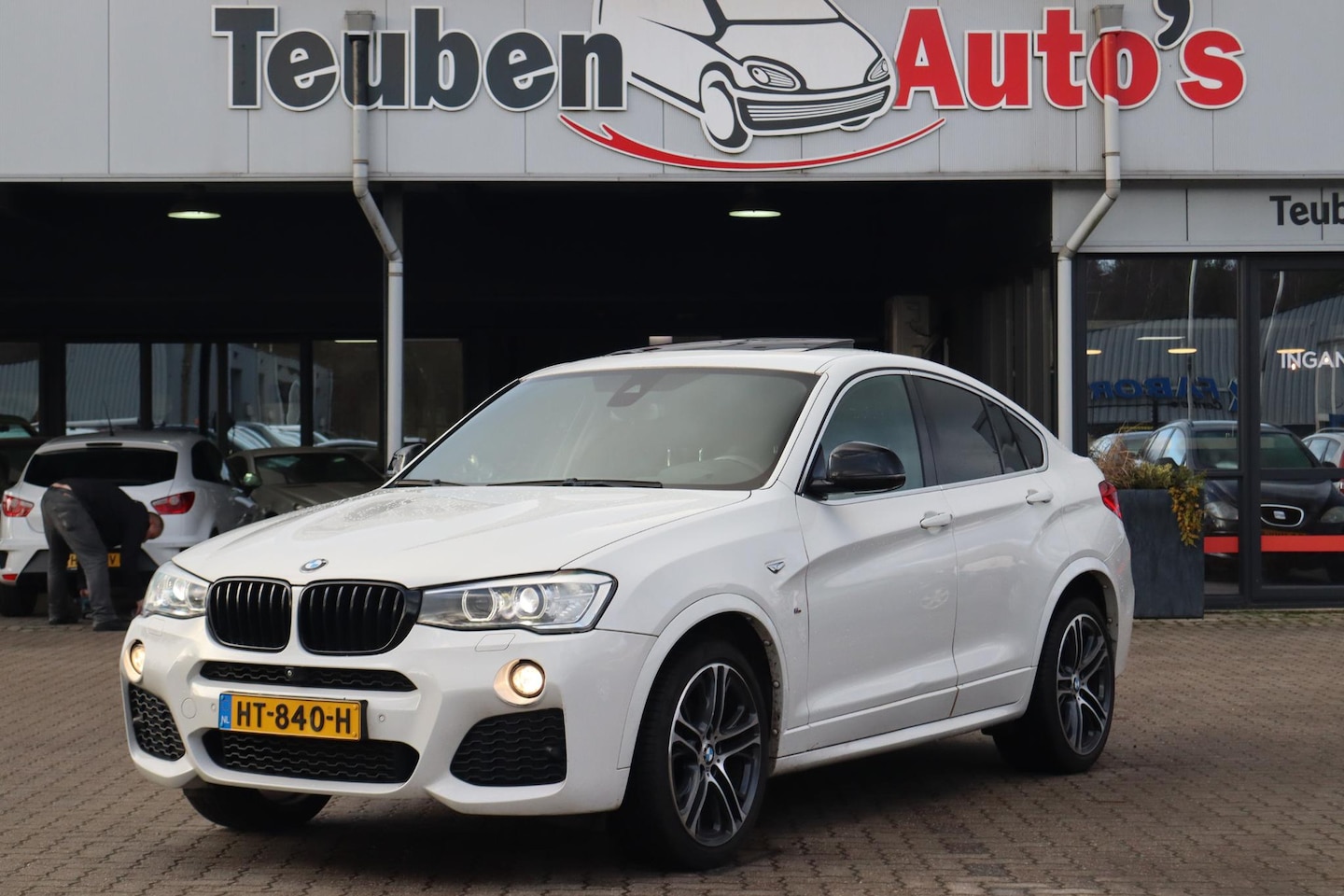 BMW X4 - xDrive20i High Executive M-Pakket, Schuif- kanteldak, Head up display, Lederen interieur, - AutoWereld.nl