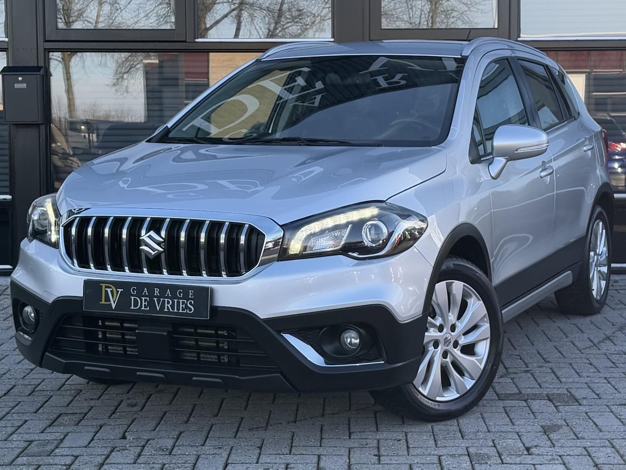 Suzuki S-Cross - 1.0 Boosterjet 112pk High Executive Trekhaak Camera Garantie - AutoWereld.nl