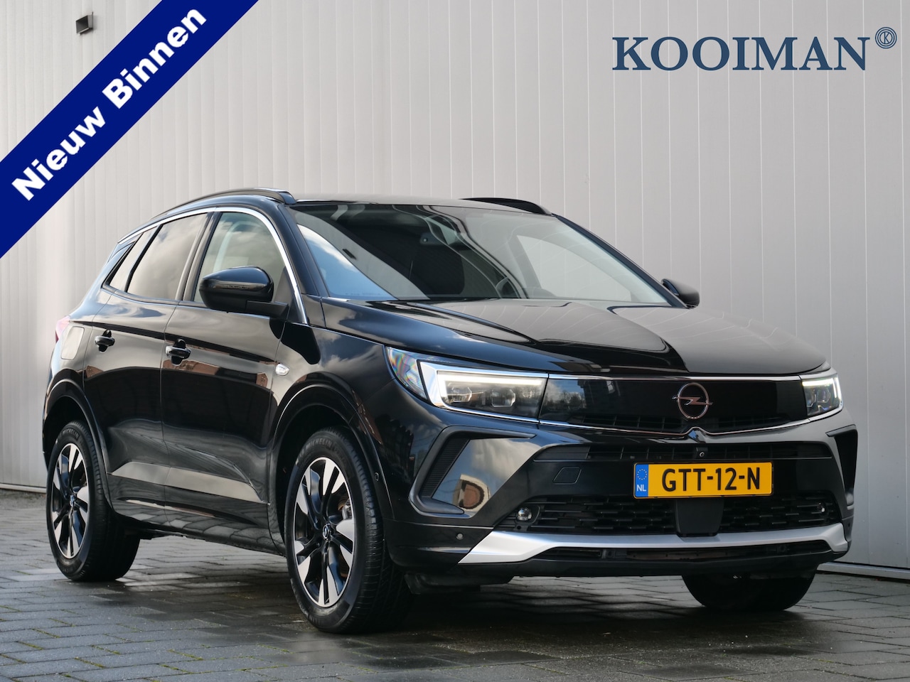 Opel Grandland - 1.2 Turbo 130pk Ultimate Automaat LED / Navigatie / Camera / Stoelverwarming - AutoWereld.nl