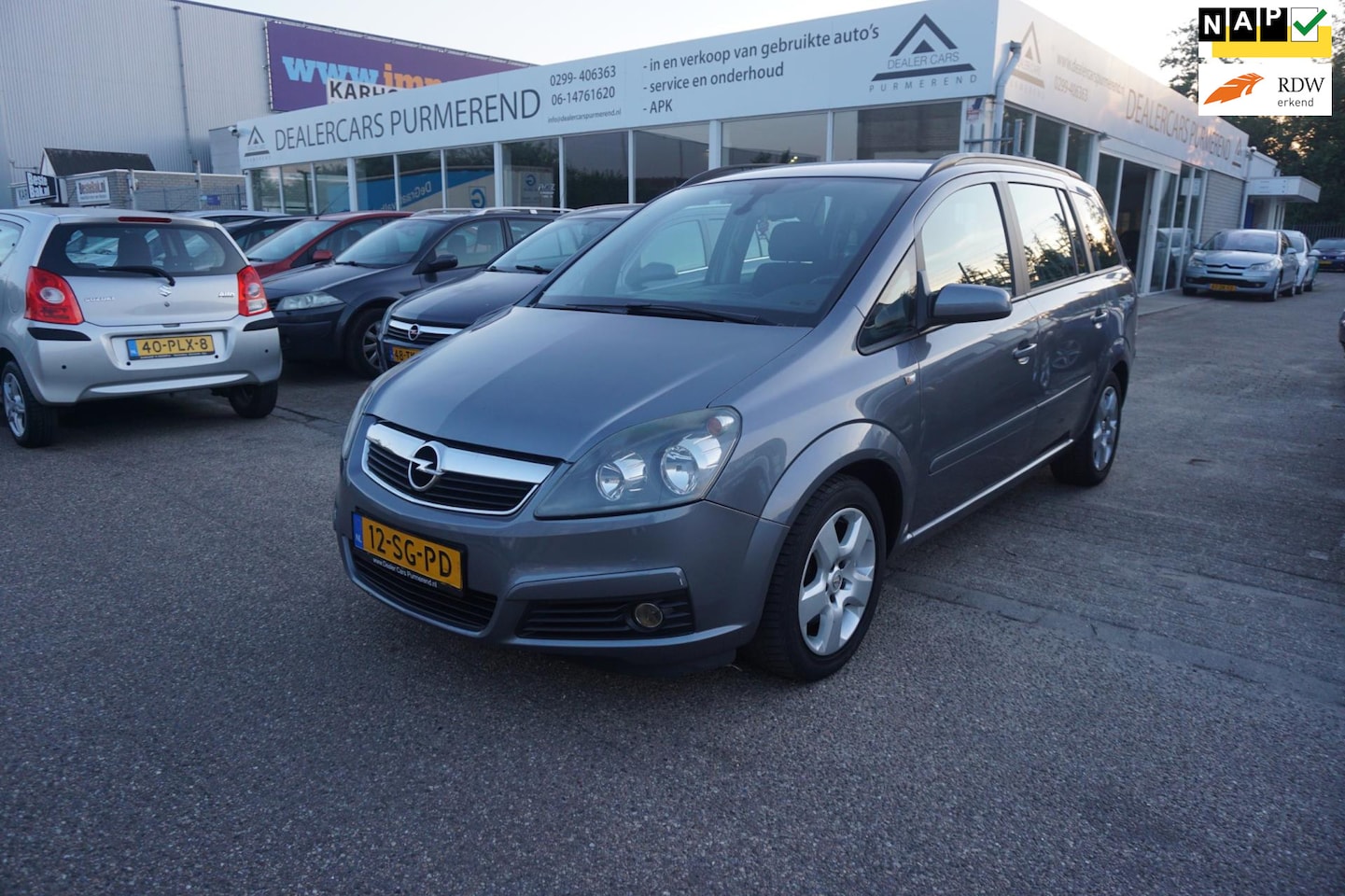 Opel Zafira - 2.2 Executive 2.2 Executive,7 Persoons. - AutoWereld.nl