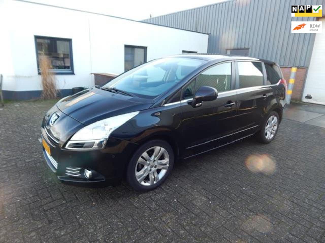 Peugeot 5008 - 1.6 VTi ST Premiere 7p. 1.6 VTi ST Premiere 7p. - AutoWereld.nl