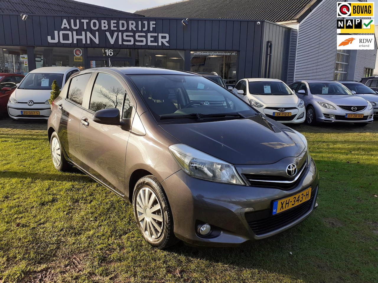 Toyota Yaris - 1.0 VVT-i Access *Navi*Camera*5 drs* - AutoWereld.nl