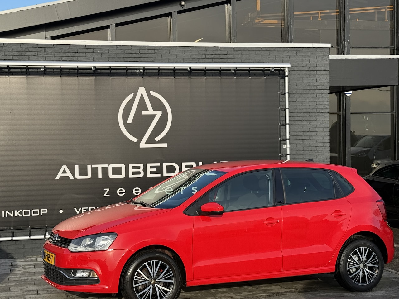 Volkswagen Polo - 1.0 ALLSTAR *Navi*Grootscherm*5Deurs* - AutoWereld.nl