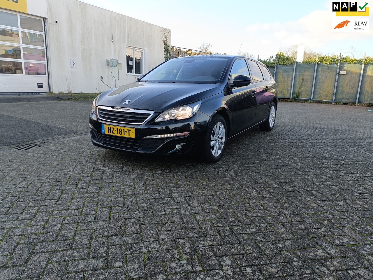 Peugeot 308 SW - 1.2 CAMERA/NAVI/TREKHAK/VELE OPTIE - AutoWereld.nl