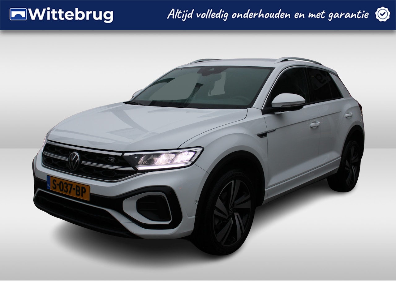 Volkswagen T-Roc - 1.0 TSI 110pk R-Line Navigatie / LED / ACC Cruise / LM velgen 18 inch / parkeersensoren (O - AutoWereld.nl