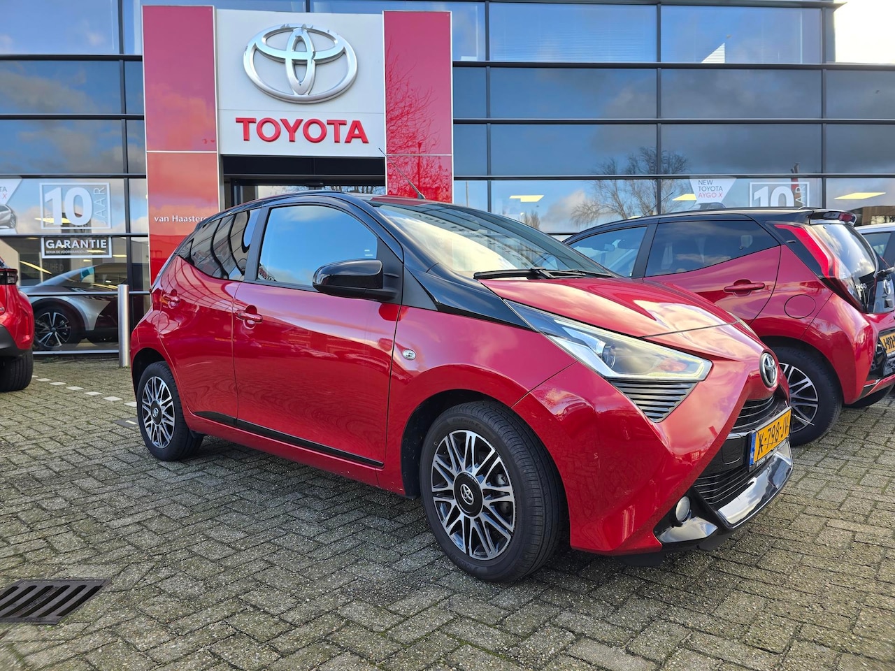 Toyota Aygo - 1.0 VVT-i 72pk 5D x-clusiv - AutoWereld.nl