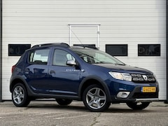 Dacia Sandero Stepway - 0.9 TCe Laureate Navigatie | Airco | Camera | Trekhaak