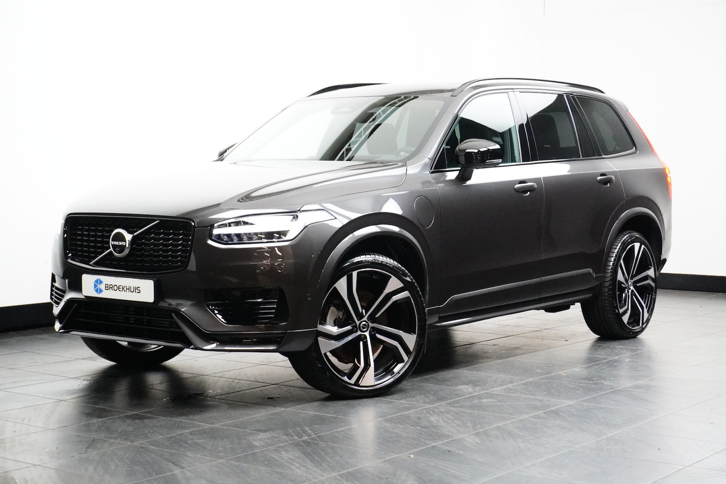 Volvo XC90 - 2.0 T8 Recharge AWD Ultimate Dark| Luchtvering| Rondom camera| Headup display| Stoelkoelin - AutoWereld.nl