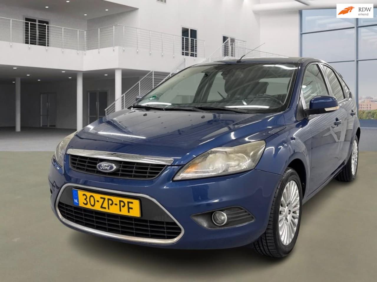 Ford Focus - 1.6 Titanium NAVI PSENSOR CRUISE 2 X SLEUTELS - AutoWereld.nl