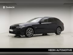 BMW 5-serie Touring - 530e M-Sport | Panorama | Trekhaak | Head-Up | Laser