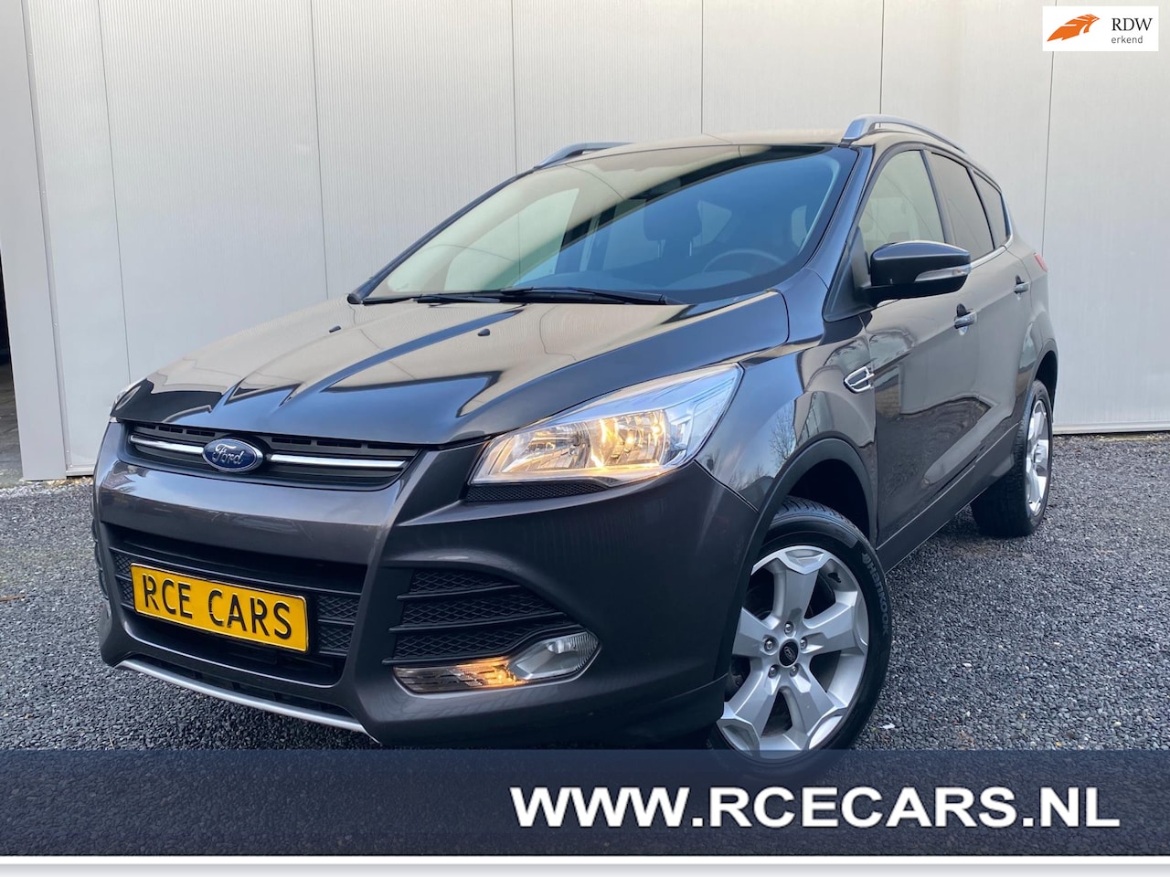 Ford Kuga - 1.5 EcoBoost | Stoelverw|Clima|cruise KM : 36.000 !!! Dealer onderhouden !!! - AutoWereld.nl