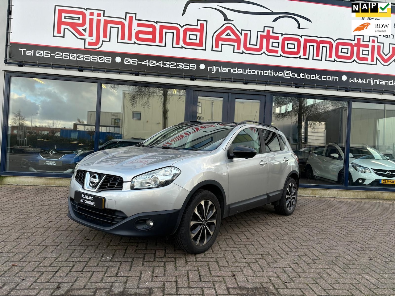 Nissan Qashqai - 1.6 360 1.6 360 - AutoWereld.nl