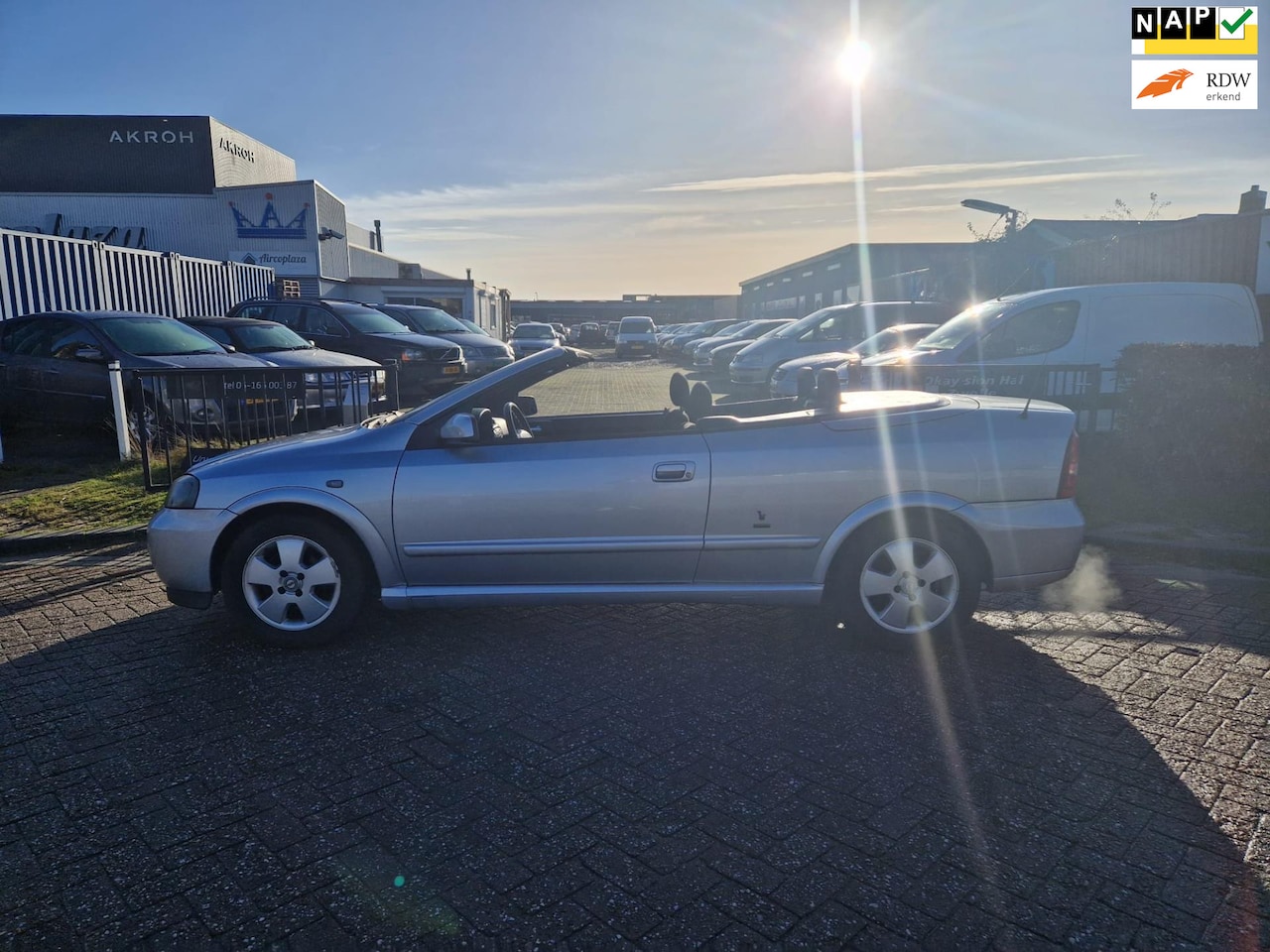 Opel Astra Cabriolet - 1.6-16V/AIRCO/ZILVER/KEURIGE AUTO! - AutoWereld.nl