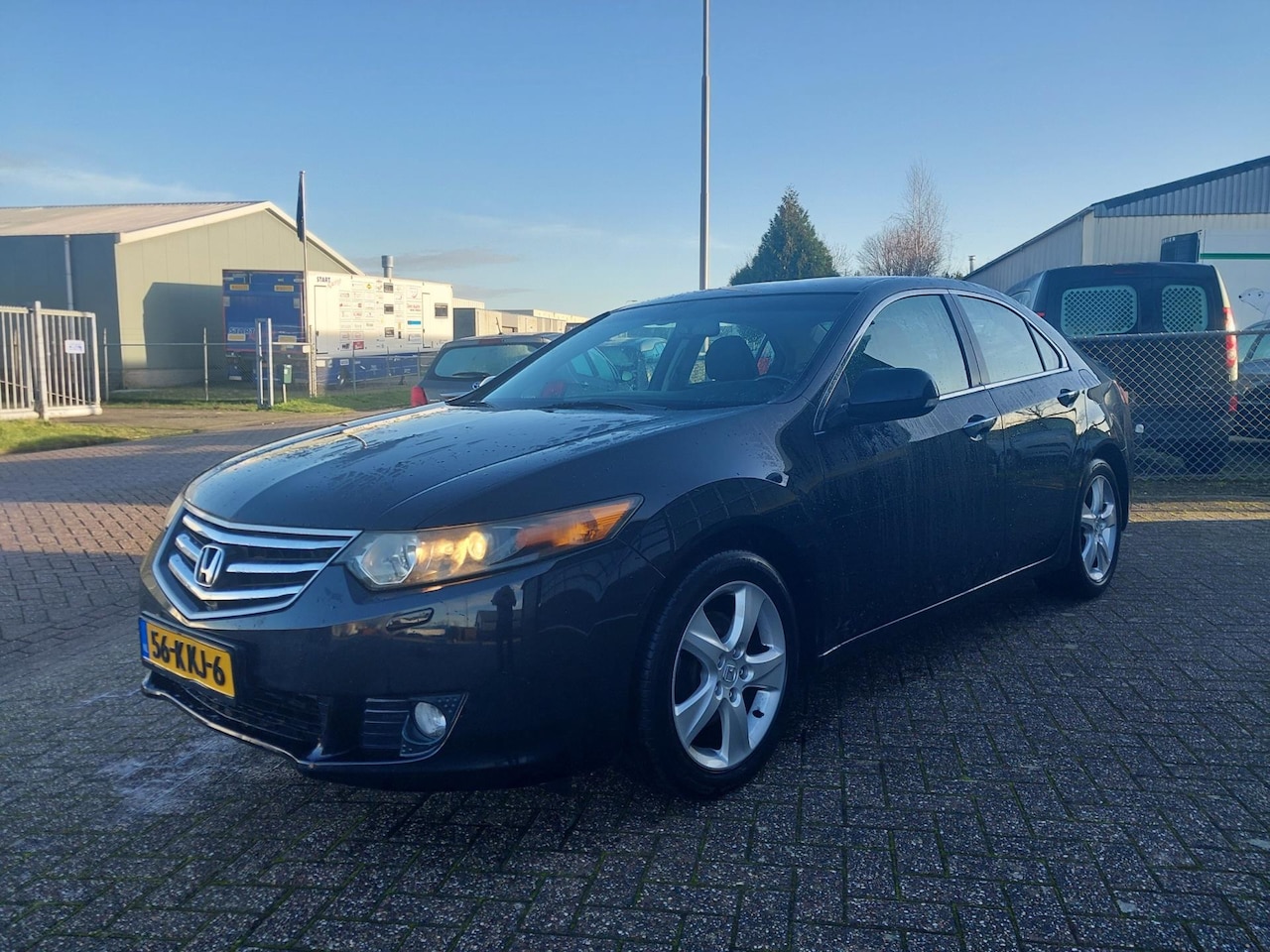 Honda Accord - 2.0i Elegance Limited Edition 2.0i Elegance Limited Edition - AutoWereld.nl