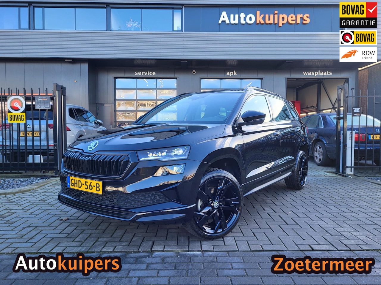 Skoda Karoq - 1.5 TSI ACT Sportline Business | Met panoramadak, adaptive cruise, AppleCarPlay/AndroidAut - AutoWereld.nl