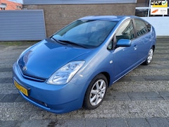 Toyota Prius - 1.5 VVT-i