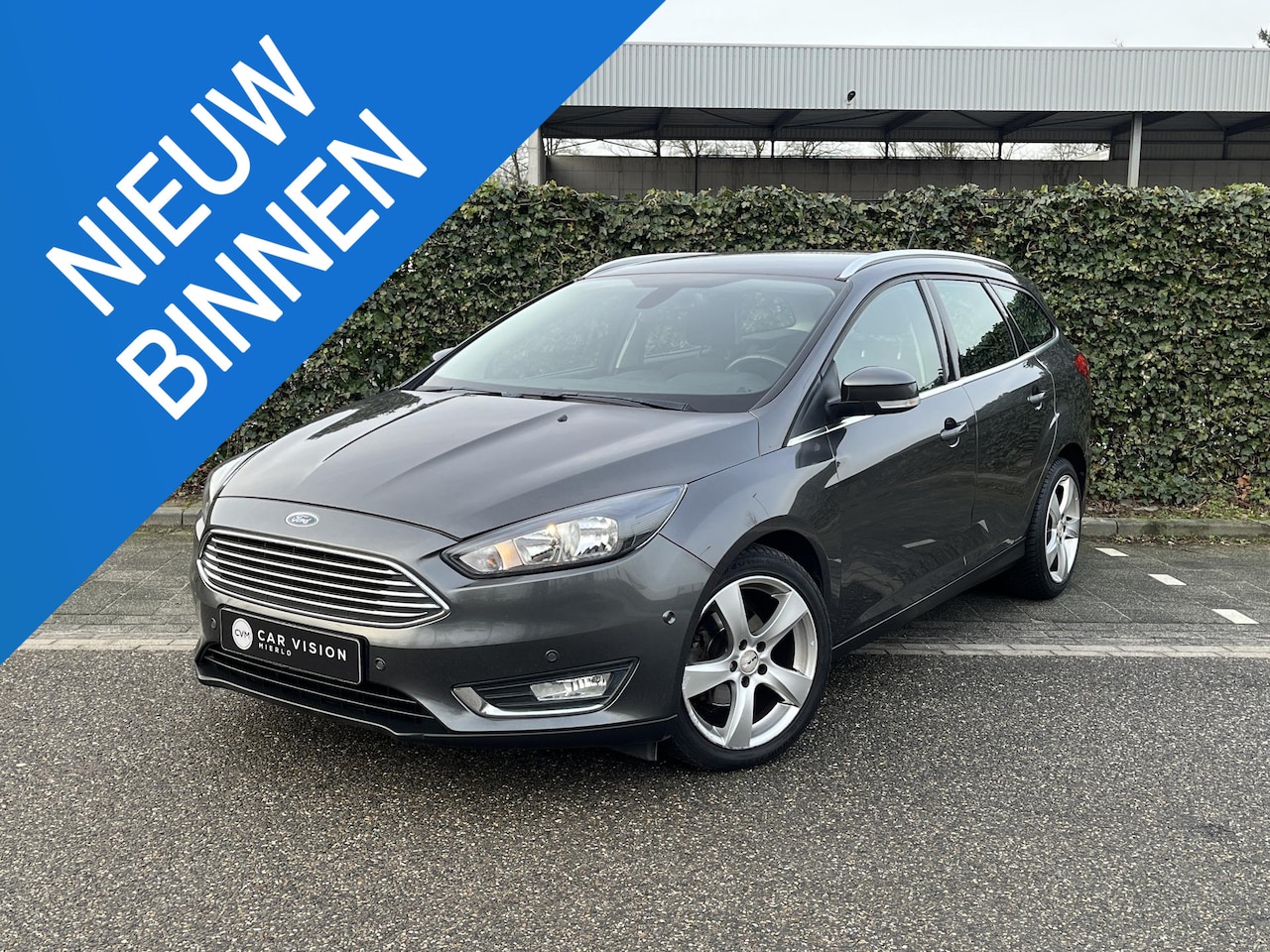 Ford Focus Wagon - 1.0 Titanium * Nap * Navi * Garantie - AutoWereld.nl