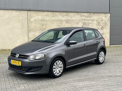 Volkswagen Polo - 1.2-12V Comfortline APK 16-02-2025 AIRCO+ELEKTRISCHE PAKKET+RADIO CD AUX+5 DEURS