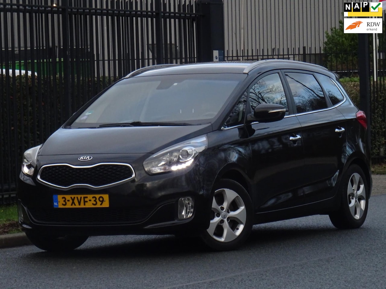 Kia Carens - 1.6 GDi Business Pack 7P. NAP/NAVI/CAMERA/PDC/LED - AutoWereld.nl