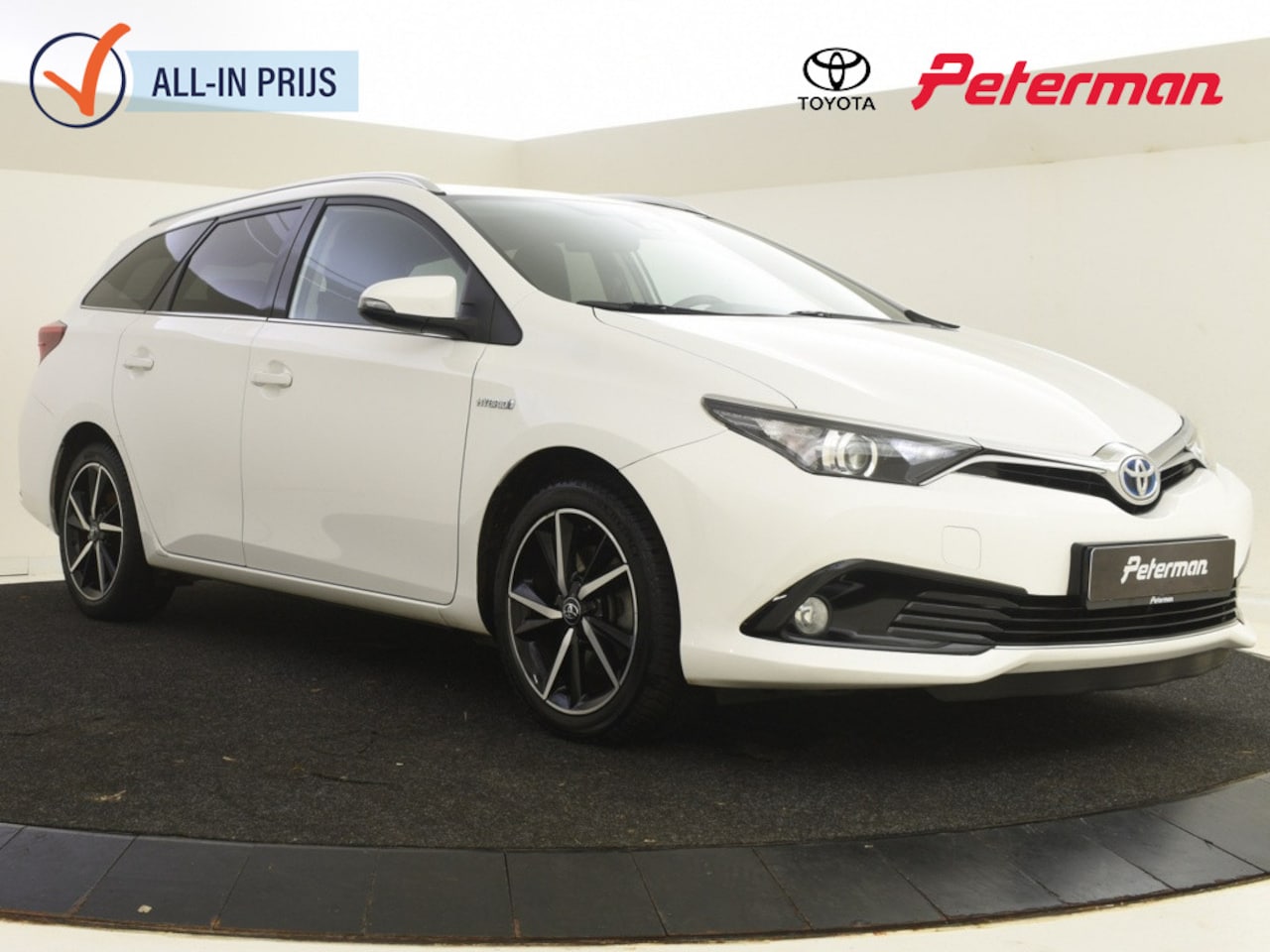 Toyota Auris Touring Sports - 1.8 Hybrid Dynamic | Navigatie - AutoWereld.nl