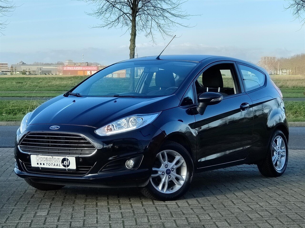 Ford Fiesta - 1.25 | 3Drs | PDC | Stoelverwarming - AutoWereld.nl