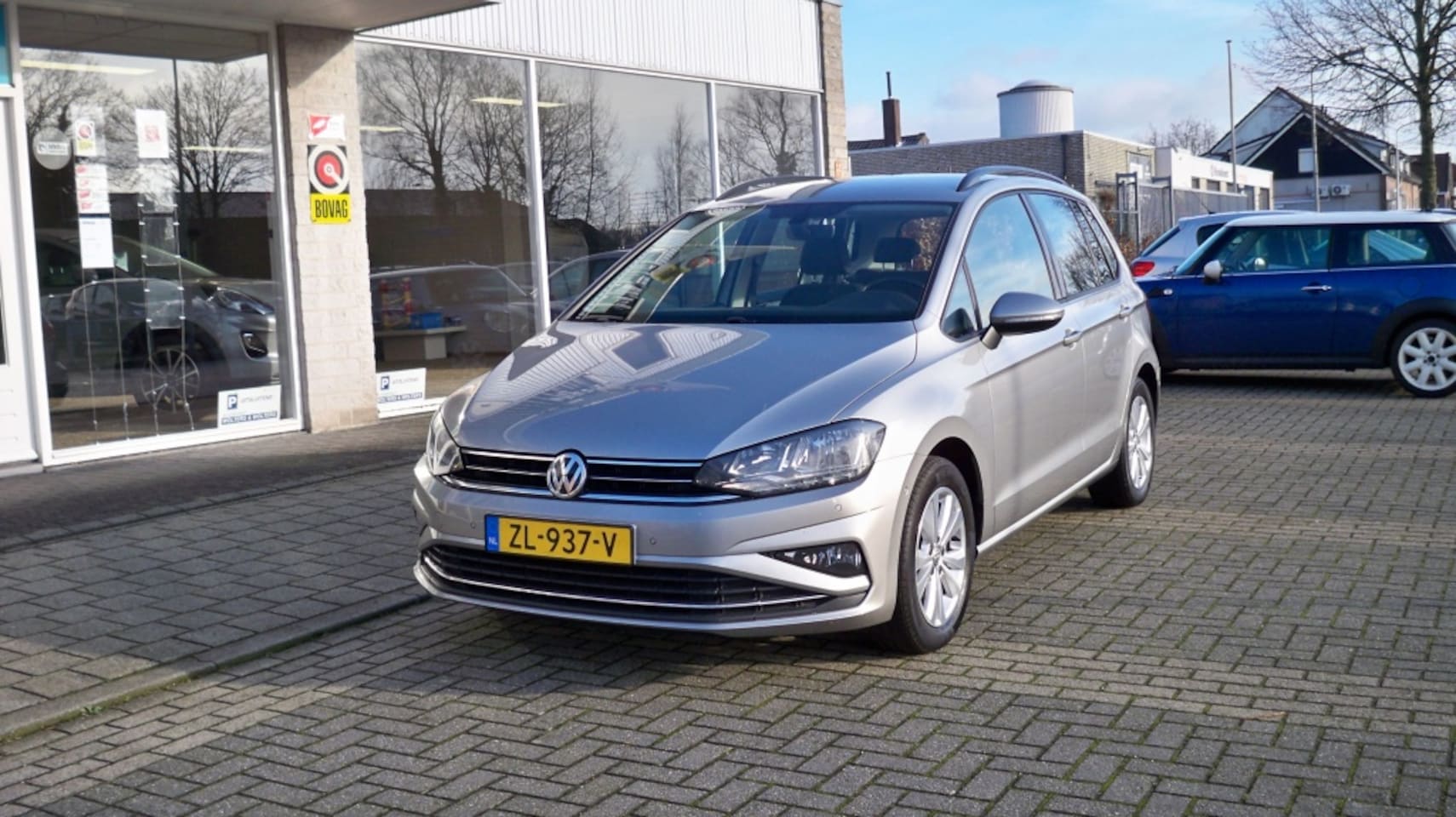 Volkswagen Golf Sportsvan - 1.5 TSI ACT Comf.l Navi Clima Apple Carplay PDC - AutoWereld.nl