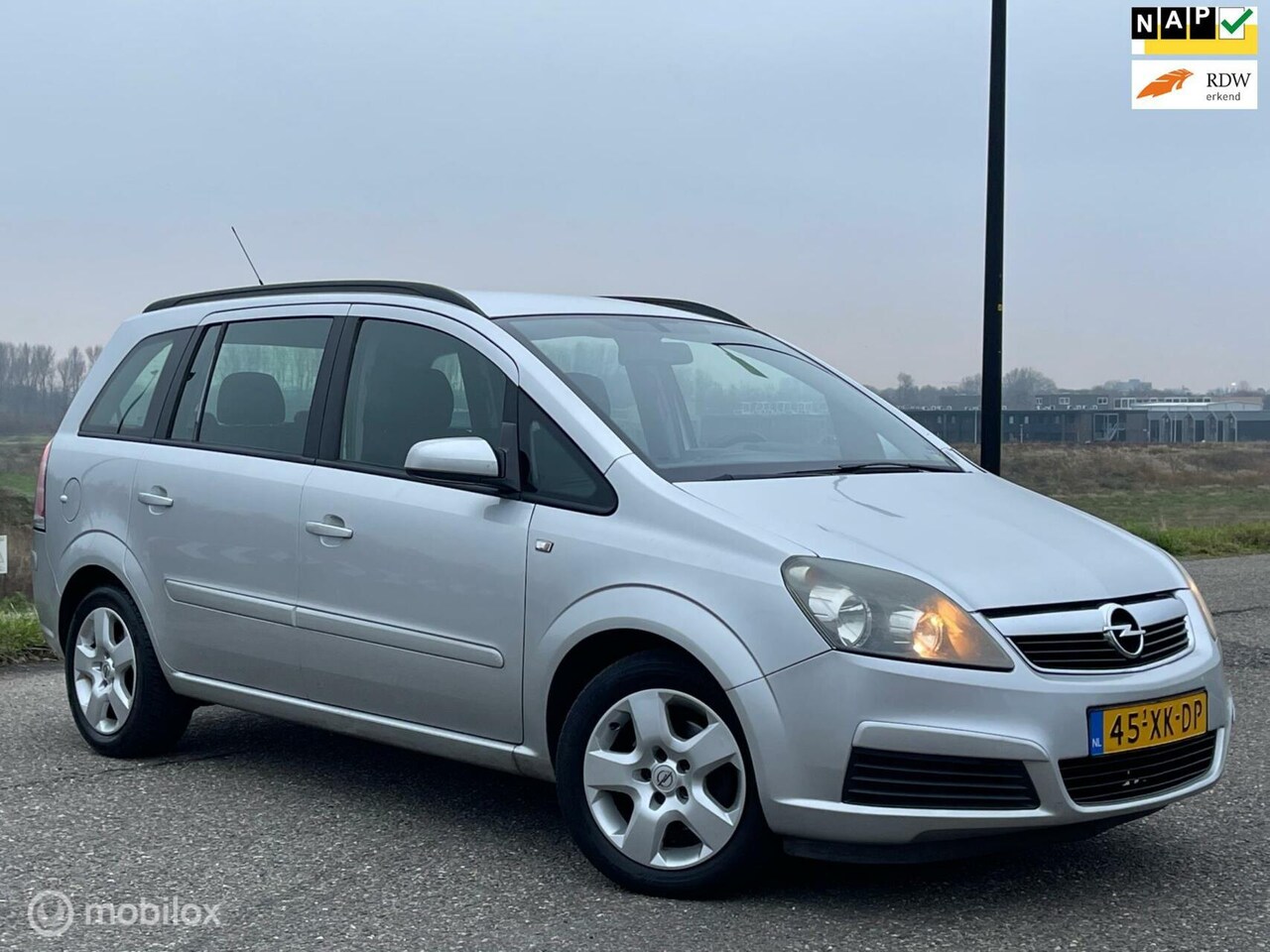 Opel Zafira - 1.6 7P| Airco| Cruise| Lmv| Stuurbed| Nap| Boekj - AutoWereld.nl