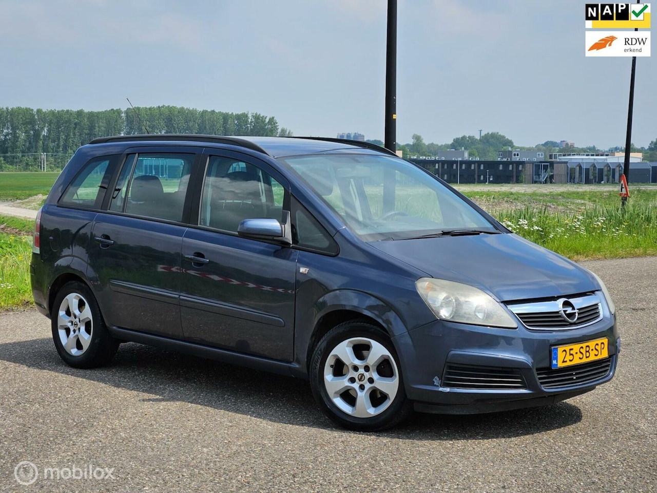 Opel Zafira - 1.6 7P/ Airco/ Cruise/ Lmv/ Stuurbed/ Nap/ Boekj - AutoWereld.nl