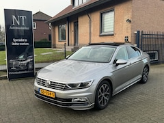 Volkswagen Passat - 1.6 TDI Business Edition R Adaptive|Camera|Pano|