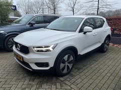 Volvo XC40 - 1.5 T5 Twin Engine Momentum Pro| Camera| Trekhaak | Leren bekleding| Elektrische stoelbedi