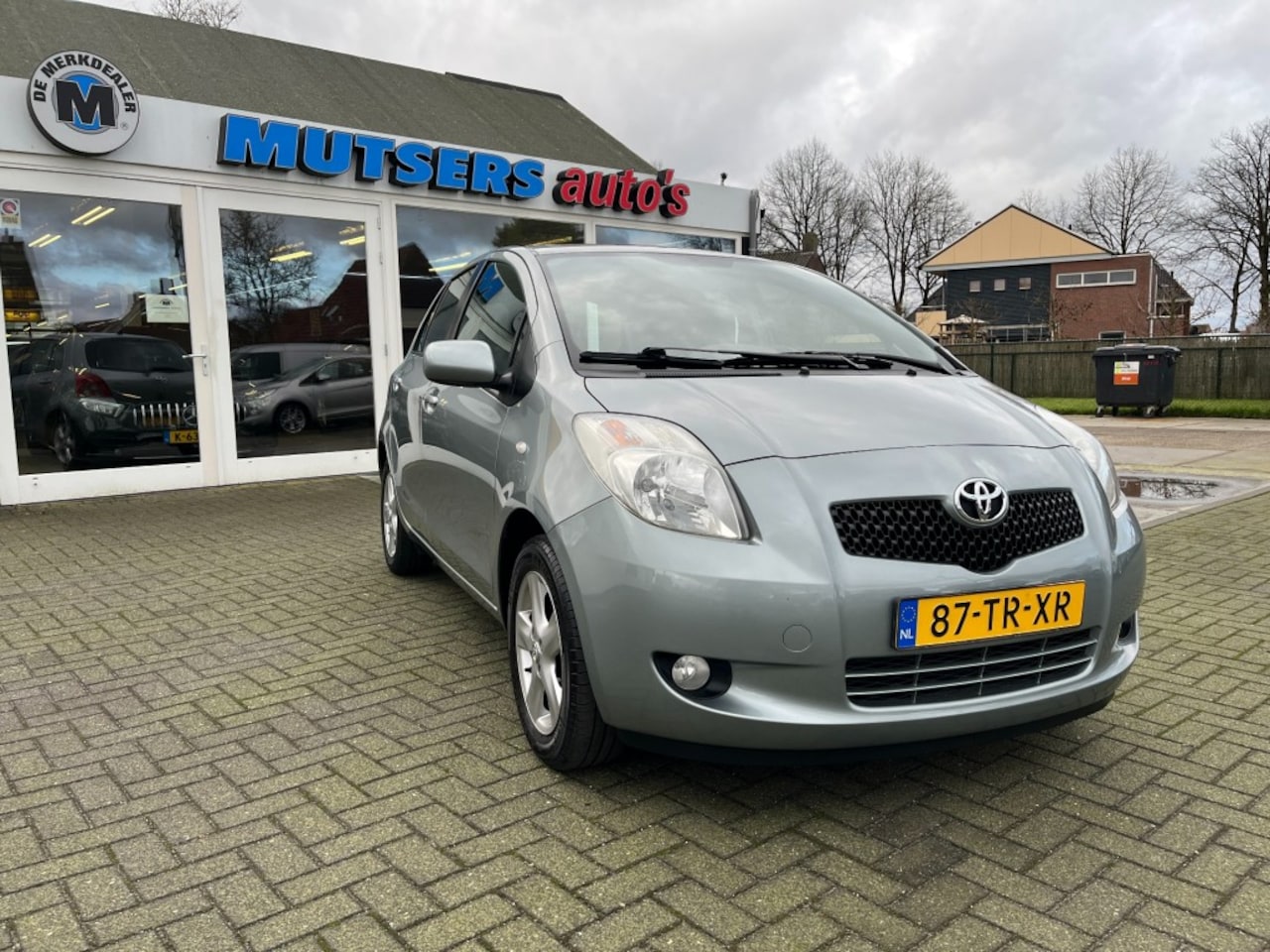 Toyota Yaris - 1.3 VVT-i Luna 1.3 VVTI LUNA,ECC,5DRS,1e Eig., zeer mooi! - AutoWereld.nl