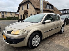 Renault Mégane - Megane 1.6-16V EXPRESSION