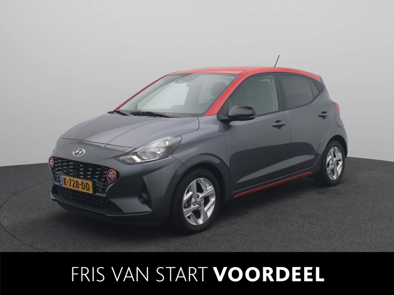 Hyundai i10 - 1.2i | Automaat | Navigatie | Stoelverwarming | Climate Control | 2-tone lak | Zeer luxe! - AutoWereld.nl