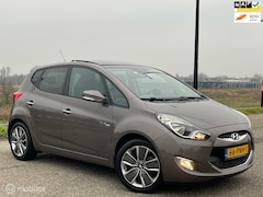 Hyundai ix20 - 1.6i i-Catcher Pano| Leder| Camera| Stoelverw