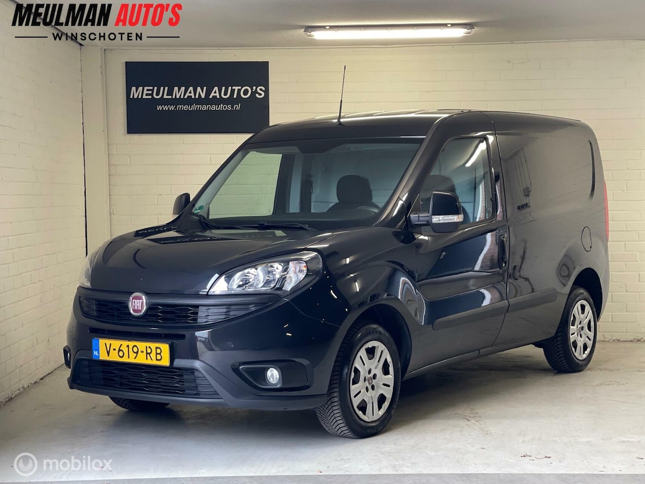 Fiat Doblò Cargo - 1.3 MJ L1 Cruise/Airco/Navi/Trekhaak/Netjes - AutoWereld.nl