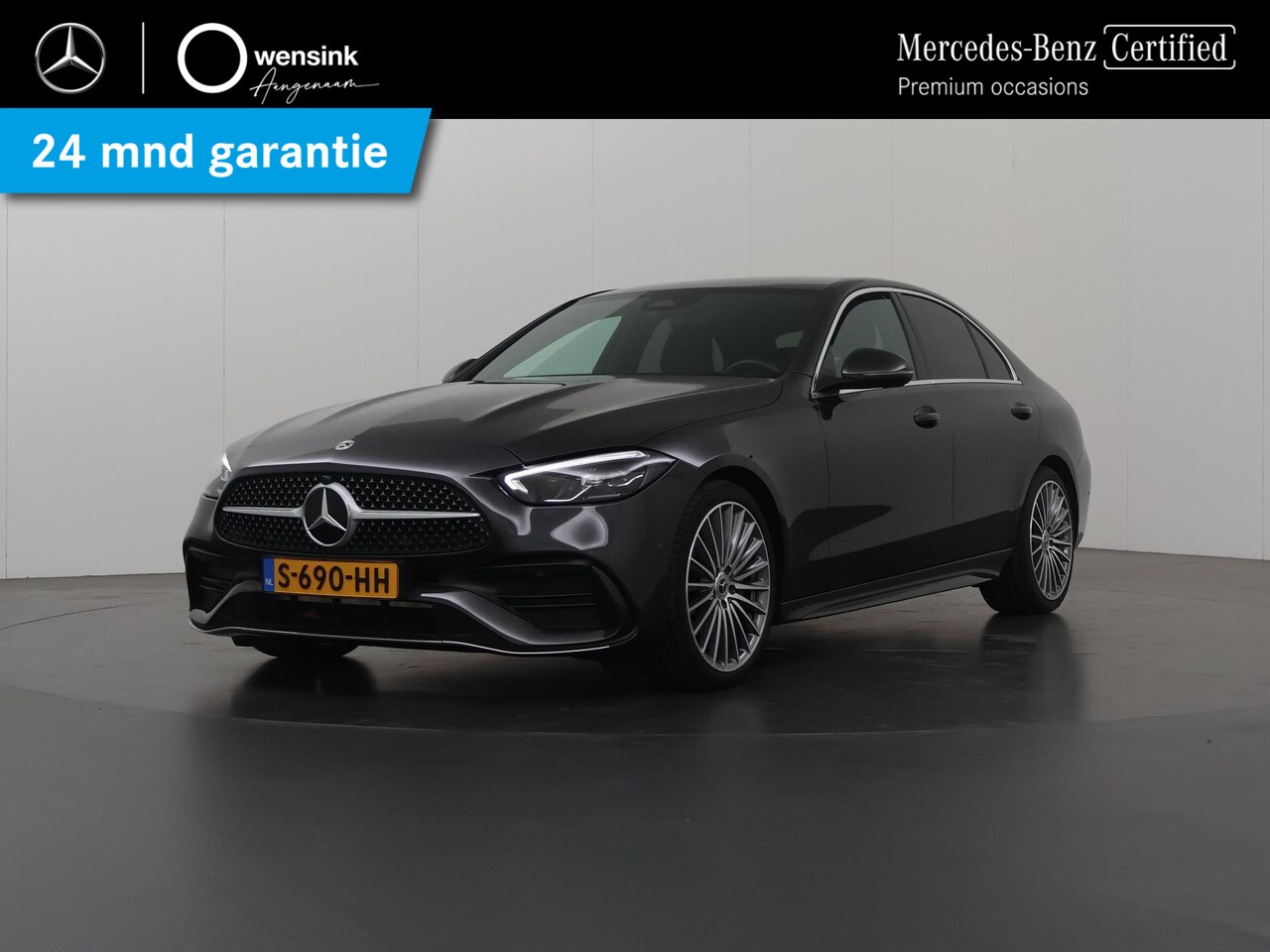 Mercedes-Benz C-klasse - 180 AMG Line | AGILITY CONTROL | 19" lichtmetalen velgen | Stoelverwarming | Sfeerverlicht - AutoWereld.nl