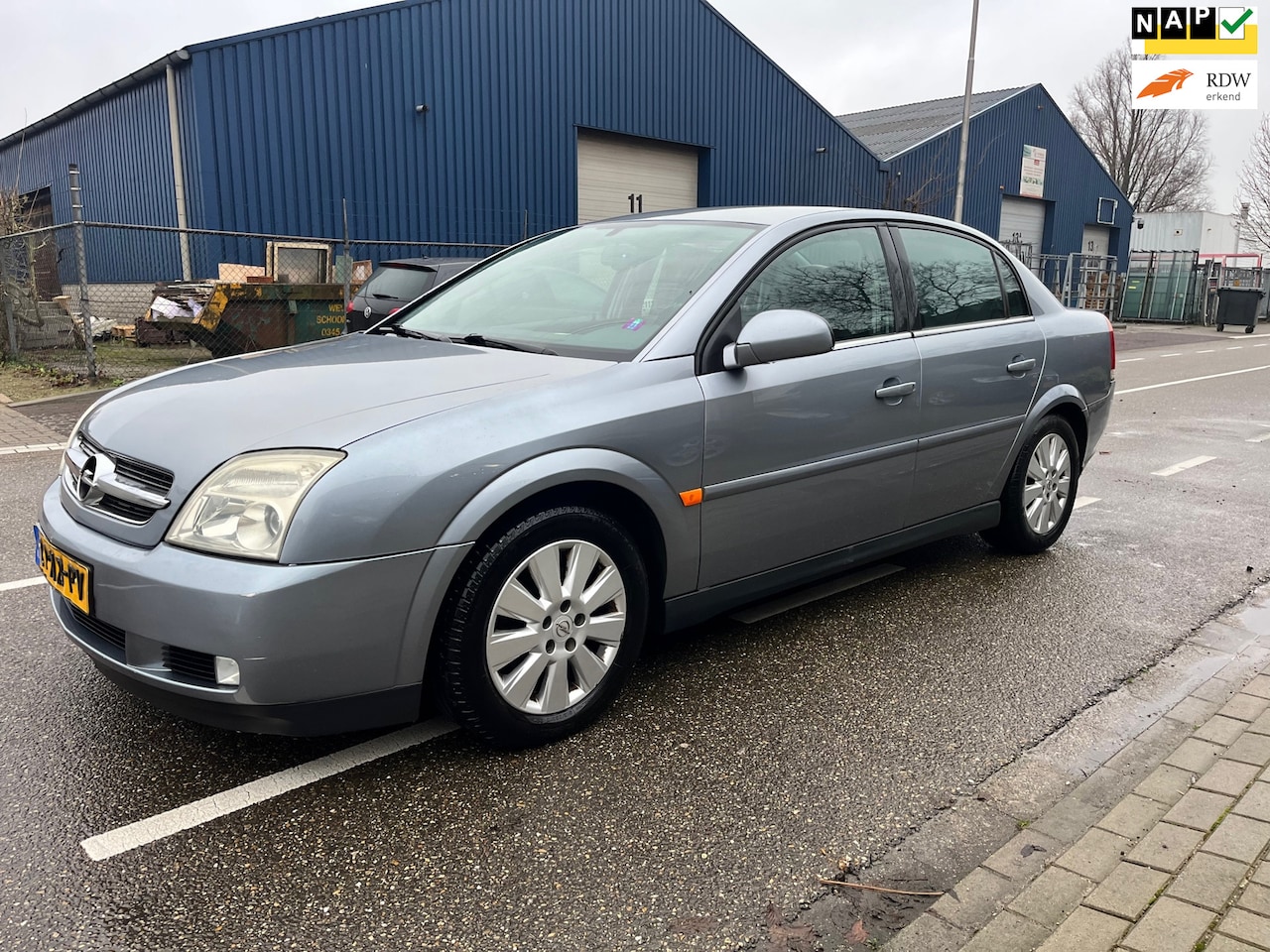 Opel Vectra - 2.2-16V Elegance I TREKHAAK I APK TOT 04-2025 - AutoWereld.nl