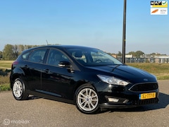 Ford Focus - 1.0Lease Edition Airco/ Cruise/ Lmv/ Nap/ Boekjes