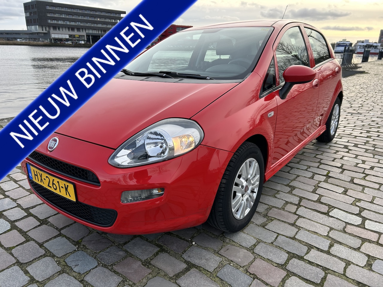 Fiat Punto Evo - 0.9 TwinAir Pop 5 deurs airco navigatie - AutoWereld.nl