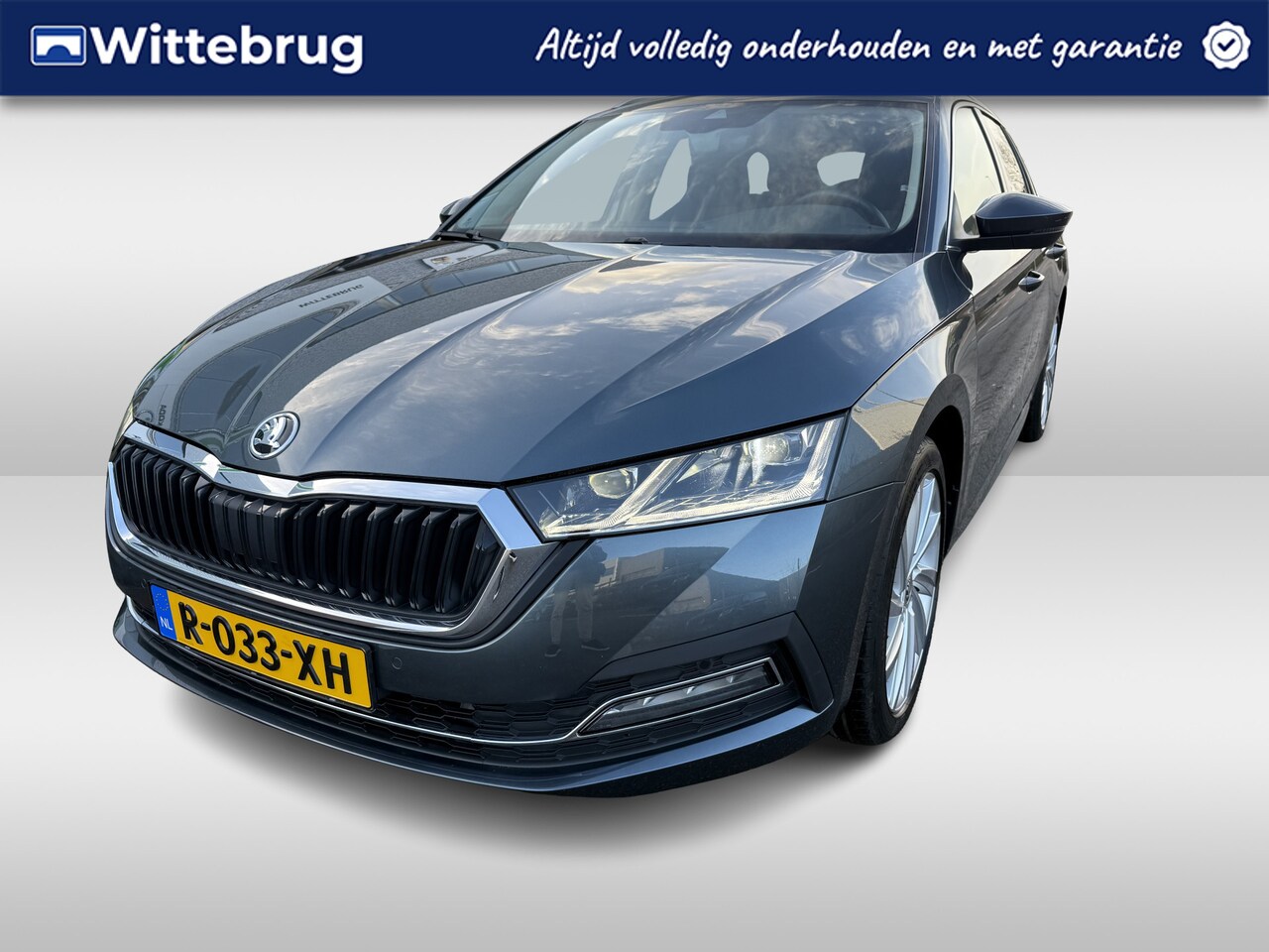 Skoda Octavia Combi - 1.5 e-TSI Business Edition Plus / NAVI / APP.Connect / 18"LMV / Elektr. Bestuurdersstoel - AutoWereld.nl