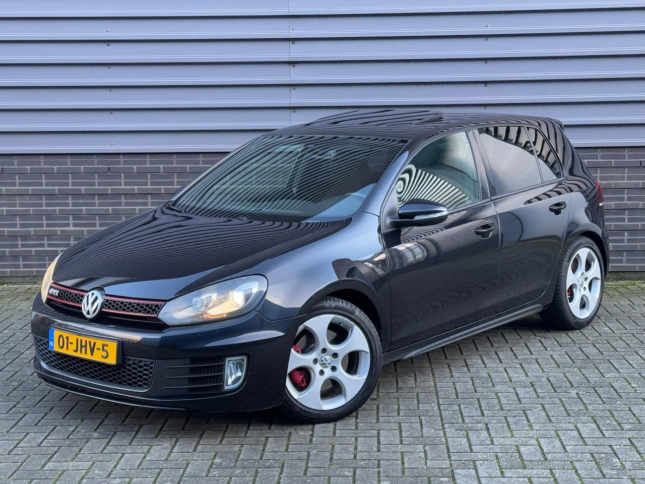 Volkswagen Golf - 2.0 GTI | Pano | Carplay | Cruise | NAP - AutoWereld.nl