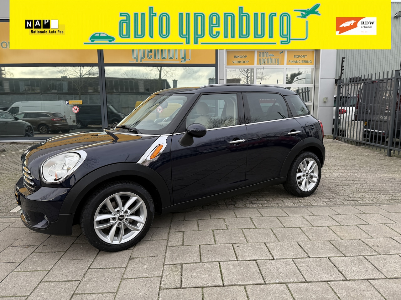 MINI Countryman - Mini 1.6 Cooper Pepper Automaat * 122.521 Km * Leer * Climatronic * - AutoWereld.nl