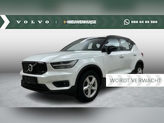 Volvo XC40 - 2.0 T5 AWD R-Design | Panorama Schuifdak | Stoelverwarming | Keyless Entry | Adaptieve Cru