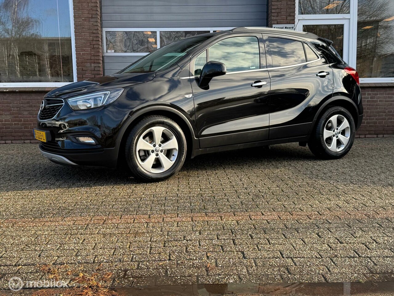 Opel Mokka X - 1.4 Turbo Business LEDER/SCH.DAK/AIRCO/TREKHAAK - AutoWereld.nl